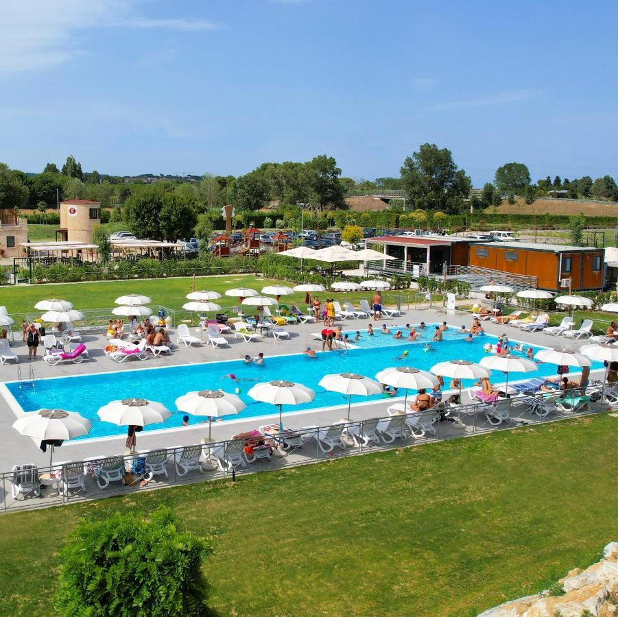 Moretti Village - B&B Civitanova Marche Exterior photo